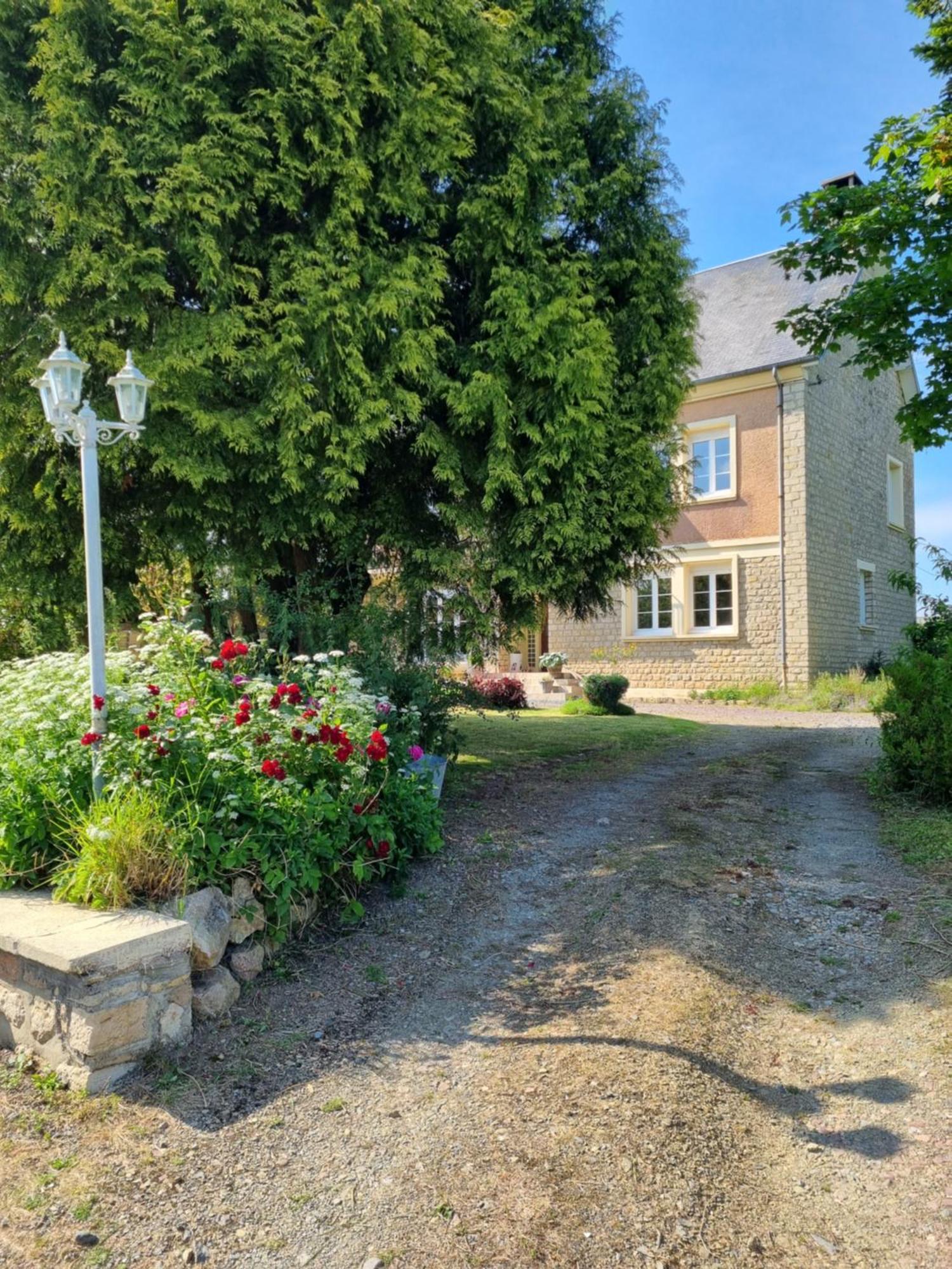 La Maison Du Mont Bed & Breakfast Graignes Dış mekan fotoğraf